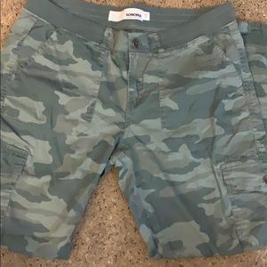 COPY - Sonoma size 10 camo Capri pants